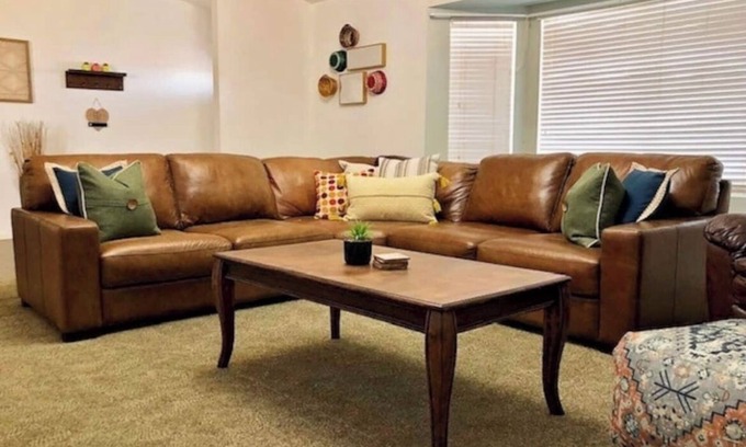 Apple Valley House | *RARE FIND* GREAT LOCATION*BREWSTER PARK*GAMEROOM*
