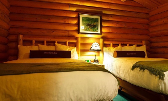 Moran Hotel | Rare Find! Two Convenient Units, Close to Attractions, Free Parking