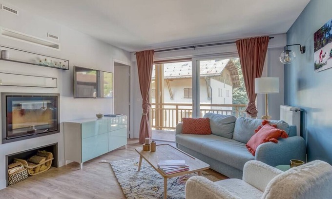 Megeve Apartment | Rare. Megève pedestrian apartment, with parking!