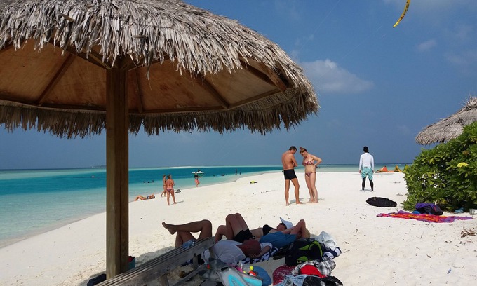 Rasdhoo House | Ras Rana Lodge