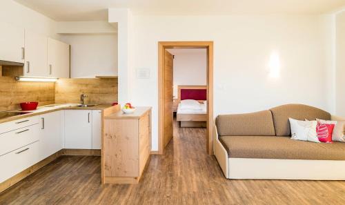 Lagundo Apartment | Rasnerhof Ferienwohnung Talblick