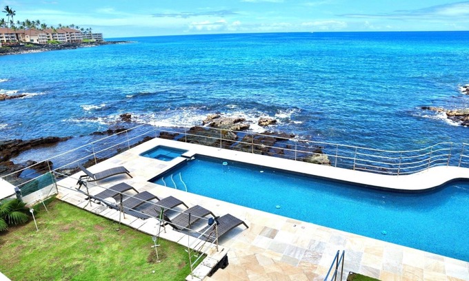 Kailua-Kona House | Rated 10 Stars Stunning Oceanfront Pool 4Bdrm Priv Home Ironman 7 nts Walk2Town