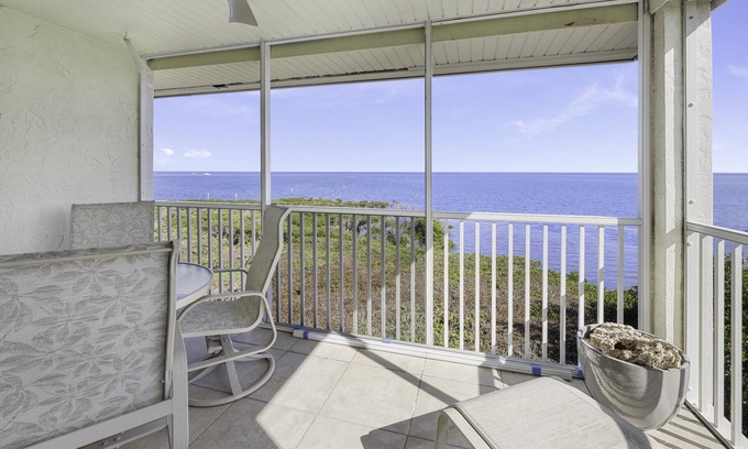 Captiva Condo | Rates for stays from now until the end of 2025 are 25% off.
