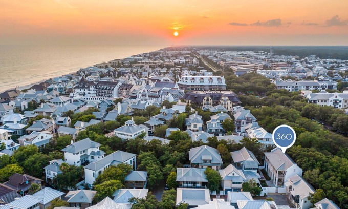 Rosemary Beach House | Rates Reduced for Summer Stays! South Side of 30A in Rosemary! Carriage House! 6 Adult Bikes