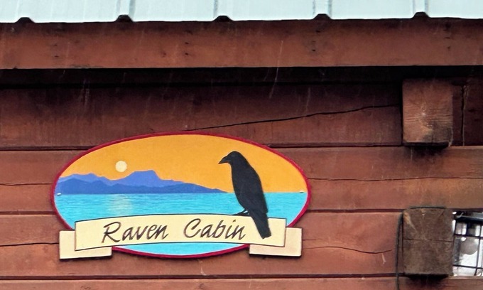 Homer Ski Chalet | Raven Cabin - Cozy retreat with bay views, a shared hot tub, and fire pit!