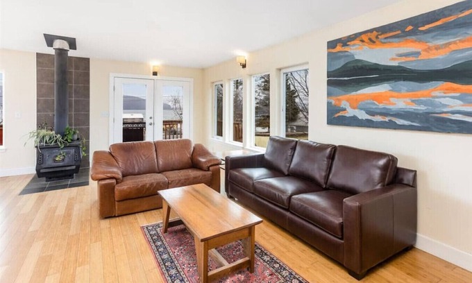 Seward House | Raven Lodge, Amazing Location and Epic Views, Sleeps 10