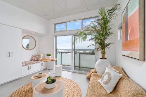 Wamberal Apartment | Ray of Sunshine, Wamberal Isyd
