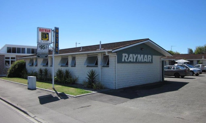 Blenheim Hotel | Raymar Motor Inn