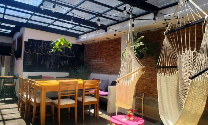 De Guadalupe House | Real 114 hostal