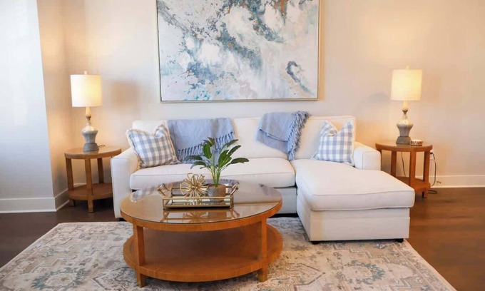 Oxford House | Rebel Rowhouse by Apex Short Term Stays