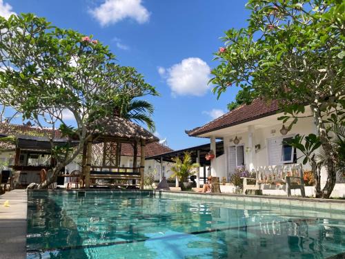 Bukit Hotel | Rebels Point