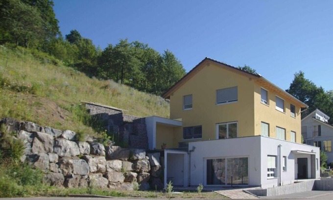 Steinach House | Rebenrain Comfortable holiday residence