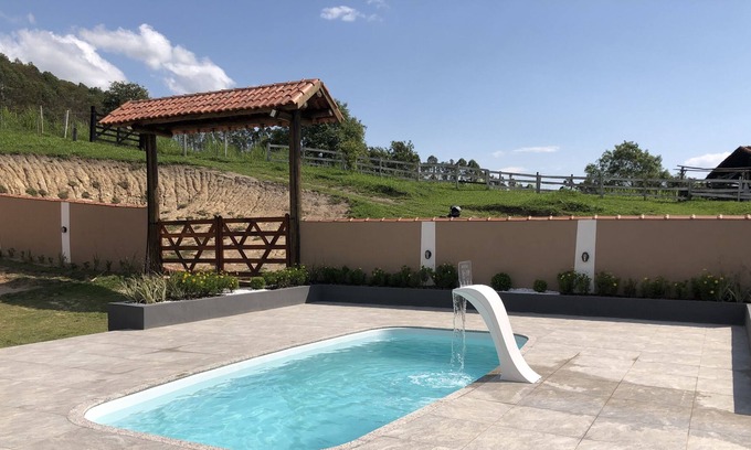 Cunha Cottage | Recanto da Alegria - Pleasant country house with swimming pool in Cunha -SP