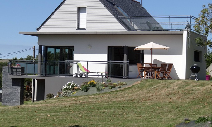 Saint-Nic House | Recent house, quiet overlooking the bay of Douarnenez, WIFI