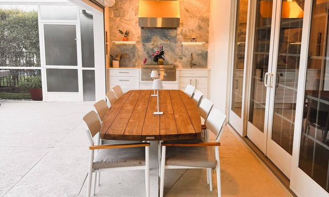 Naples House | Recently Renovated 3BR Family Retreat - w Private Heated Pool