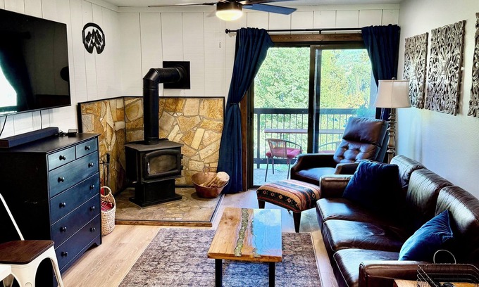 Purgatory Condo | Recently Renovated Ski In-Out on Purgatory Mountain