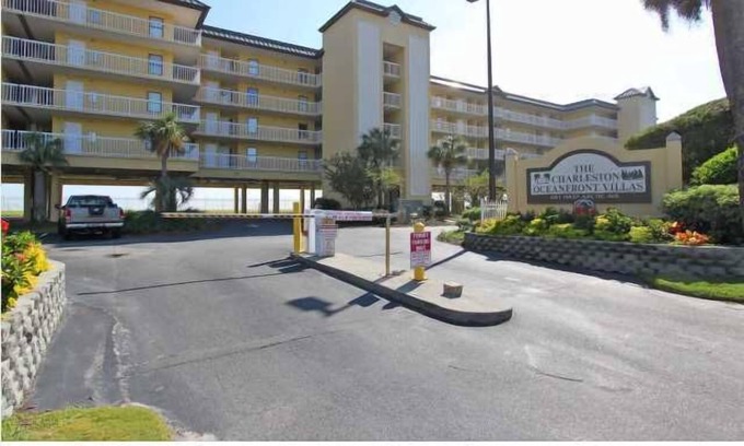 Folly Beach Condo | Recently renovated