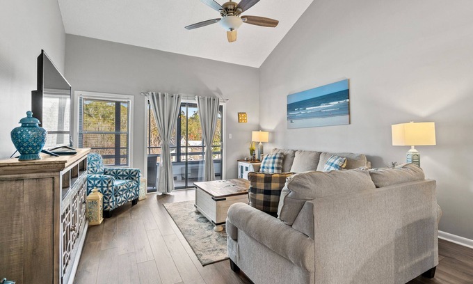 Myrtle Beach Condo | Recently Updated Condo 1/2 A Mile From The Beach + Free Attraction Tickets!