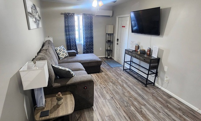 Linglestown Apartment | Recently updated contemporary getaway. Near Hershey w/shopping & concerts.