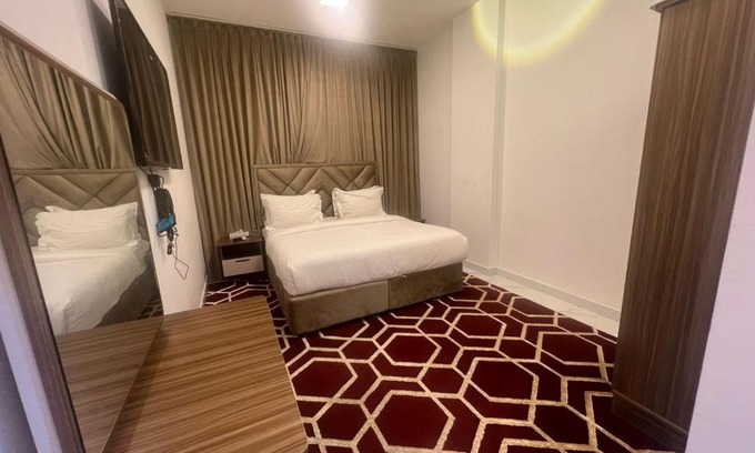 Salalah Apartment | RED 40-Al Ezz Suites