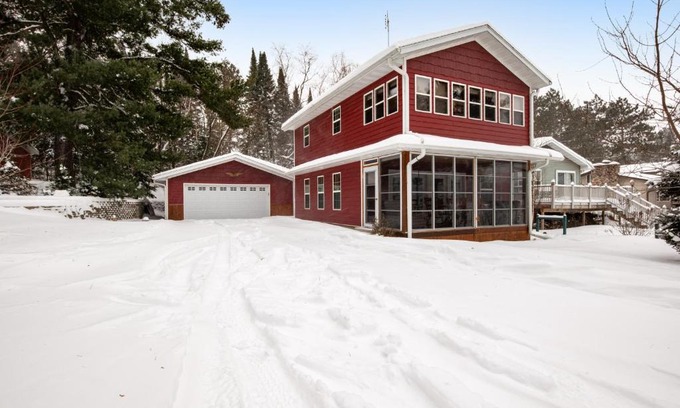 Arbor Vitae House | Red Arbor Retreat