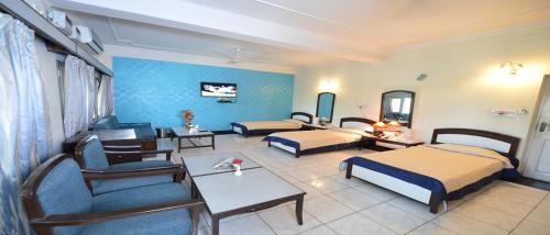 Panchkula Urban Estate Hotel | Red Bishop Tourist Resort