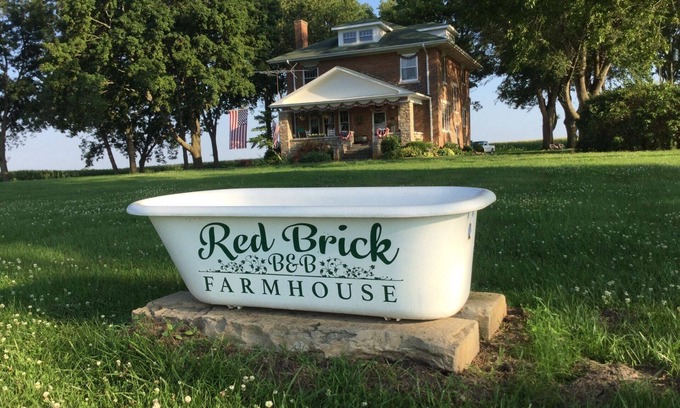 Higginsville Other | Red Brick Farmhouse B&B - John & Hilda's Room