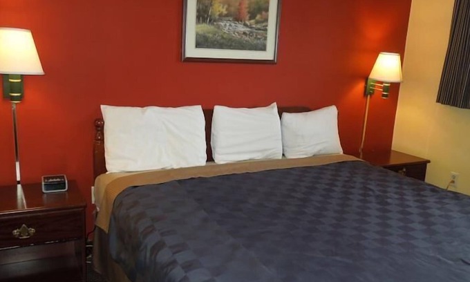 East Texas Hotel | Red Carpet Inn Allentown Hausman Road