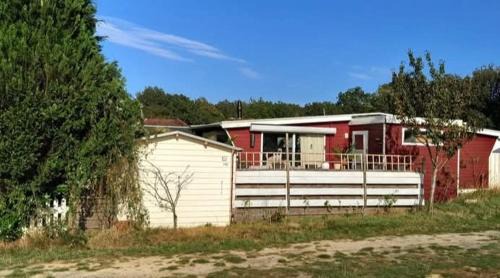 Anloo Ski Chalet | Red Cedar