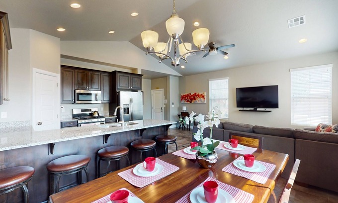 Sienna Hills House | Red Cliffs Townhouse in Washington, outdoor pool + near Zion National Park