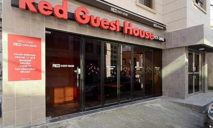 Myeongdong House | Red Guesthouse