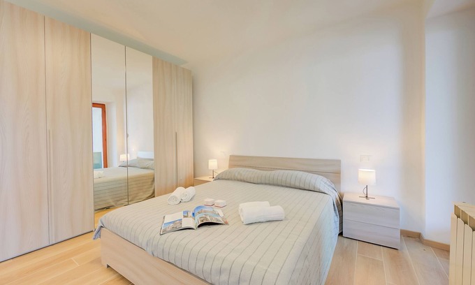 Baveno Apartment | Red House Terrace Private Beach