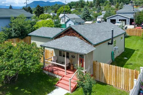Red Lodge House | Red Lodge Retreat with Hot Tub 3 Blocks to Downtown