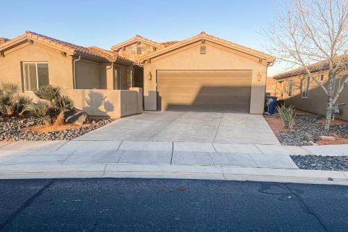 Santa Clara House | Red Mountain Retreat: Paradise Village #5