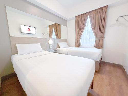 San Antonio Hotel | Red Planet Makati Amorsolo