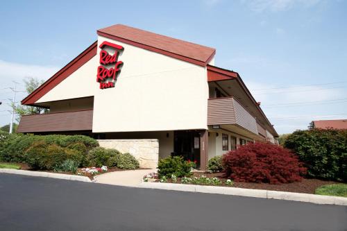 Parkersburg Hotel | Red Roof Inn Parkersburg