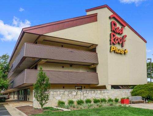 Lakeview Hotel | Red Roof Inn PLUS+ Washington DC - Manassas