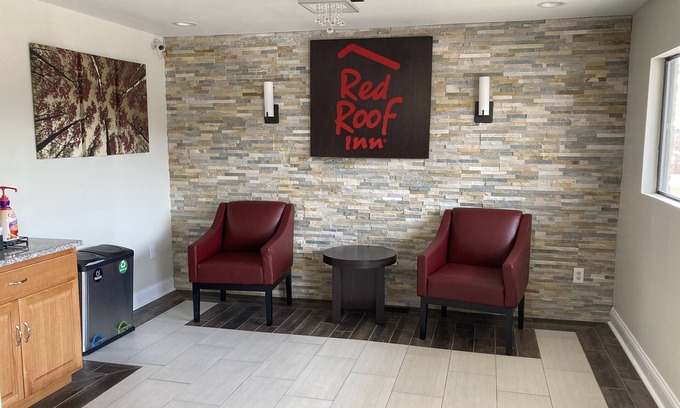 Walton Hotel | Red Roof Inn Walton - Richwood