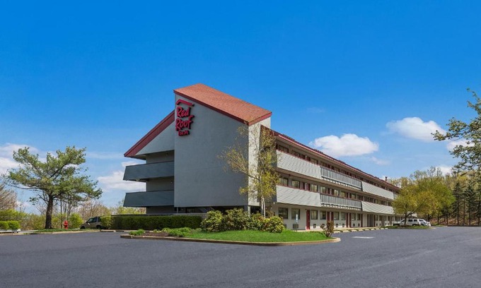 Wilkes-Barre Hotel | Red Roof Inn Wilkes-Barre Arena