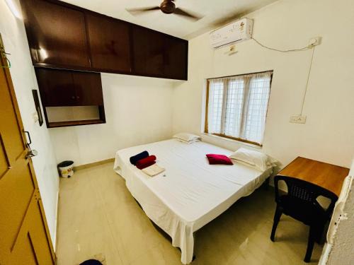 Thrissur House | Red Rose Garden homestay Thrissur