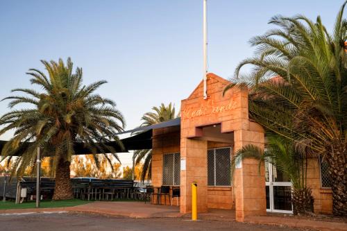 Newman Hotel | Red Sands Accommodation Newman