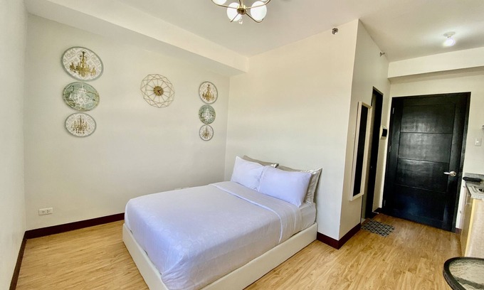 Cagayan de Oro Apartment | Red Staycation @ MesaVerte Residences