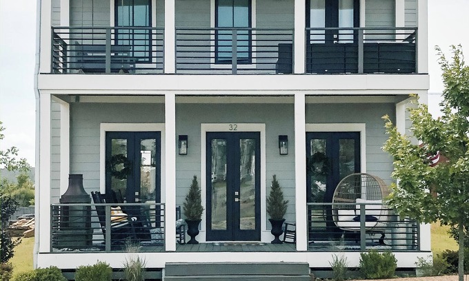 Eufaula House | Redbud Retreat @ Carlton Landing | A Coastal Inspired Home in a 5 Star Community