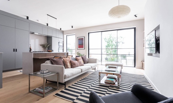 Redcliffe Apartment | Redcliffe Square XII by onefinestay