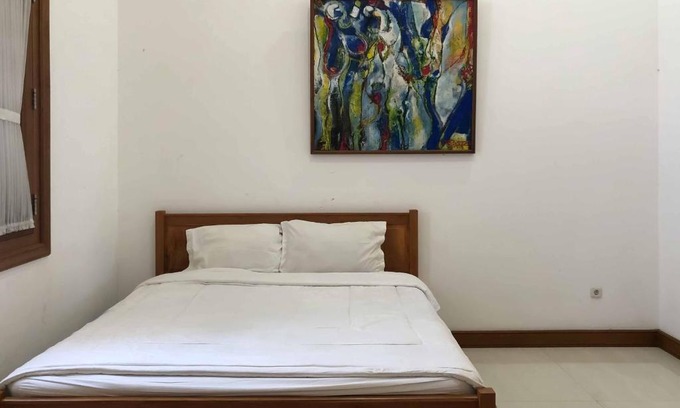 Malang Hotel | RedDoorz at Daffi Araya