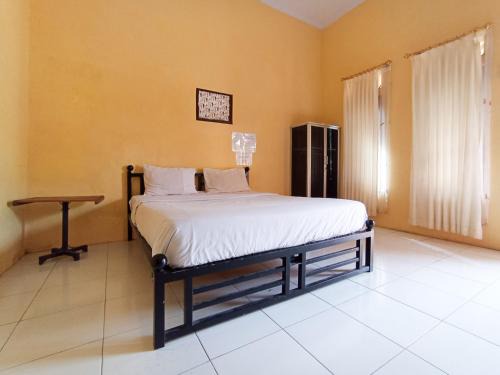 Banyuwangi Hotel | Reddoorz at El Shaday Homestay Banyuwangi