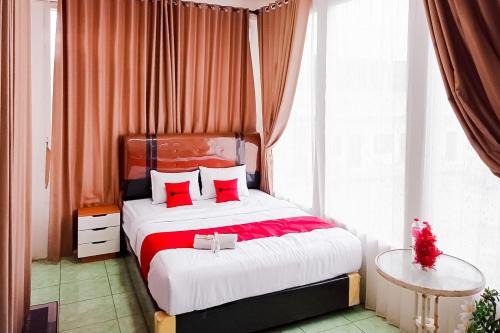Manna Hotel | RedDoorz at Homestay OTW Manna