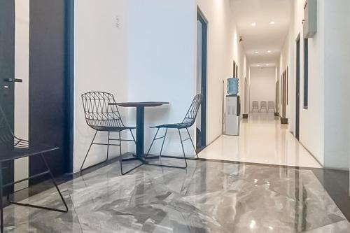 West Semarang Hotel | RedDoorz at Jalan Siliwangi Semarang