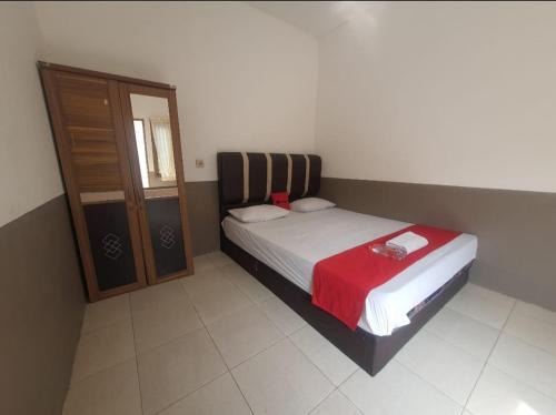 Pontianak Hotel | RedDoorz at Permana Homestay near Supadio Airport Pontianak