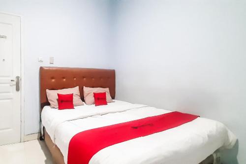 Palembang Hotel | RedDoorz at Pondok Hijau Kost
